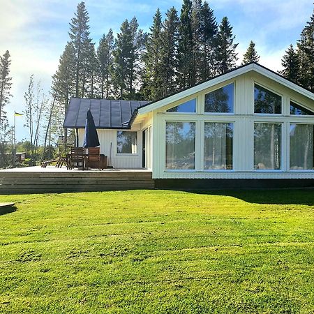 Stuga Med Havsutsikt Robertsfors Luaran gambar