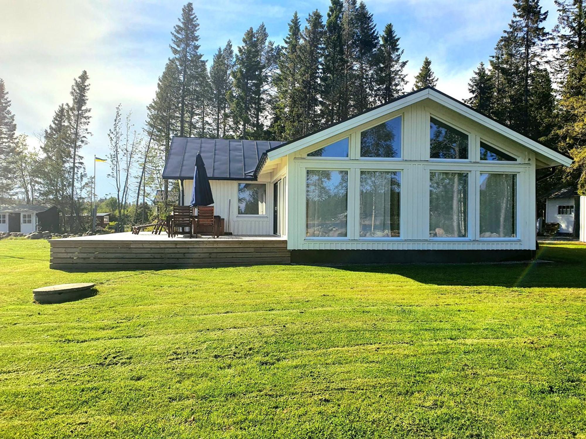 Stuga Med Havsutsikt Robertsfors Luaran gambar